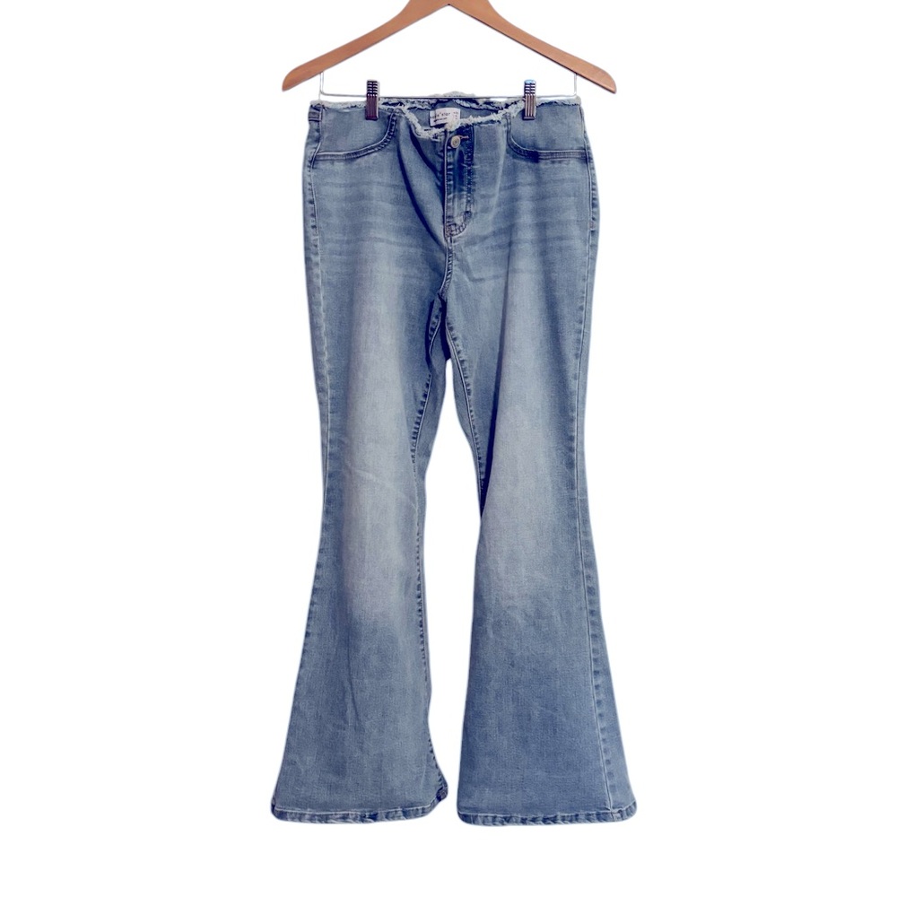 Women’s blue flare jeans size 30